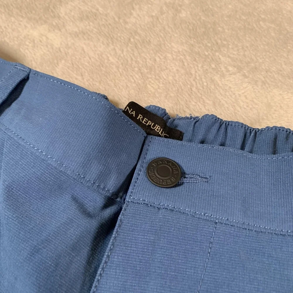 Banana Republic Shorts Mens 34 Blue‎ Quick Dry Stretch Casual Lightweight Summer